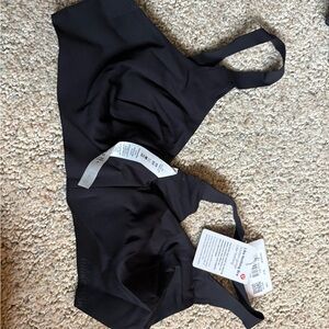 💥buy 2 Get 1 Free💥 Lululemon Black Sports Bra BNWT